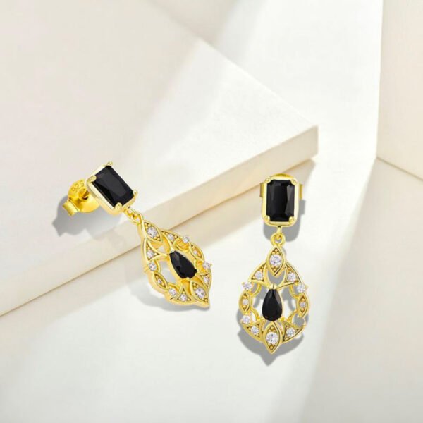 black spinel gold earrings – Image 4