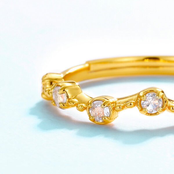 white crystal gold ring – Image 3