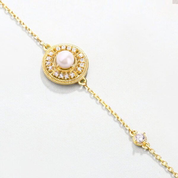 vintage palace pearl bracelet – Image 4