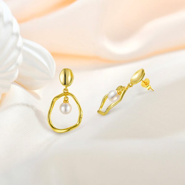 irregular circle baroque pearl earrings – Image 3