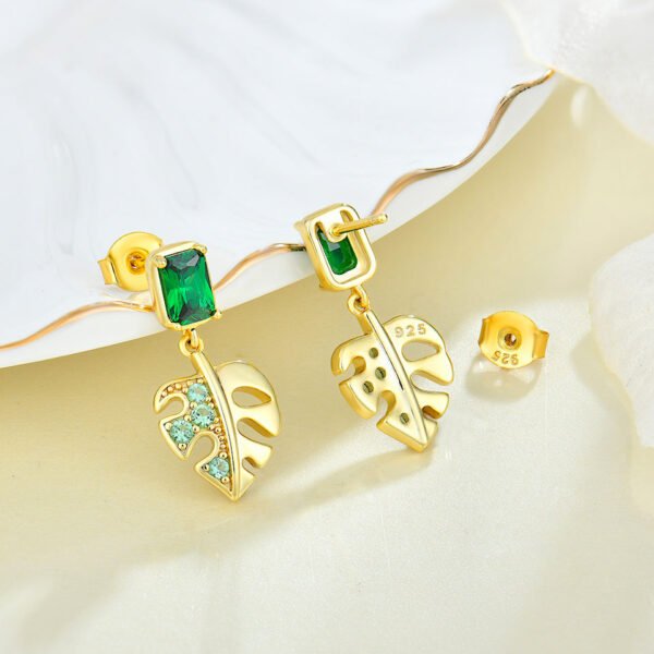 18k gold green zirconia leaf earrings – Image 3