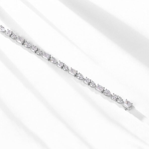 luxury diamond tennis bracelet – Image 4
