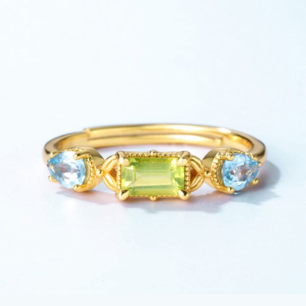 vintage style geometric peridot ring – Image 4